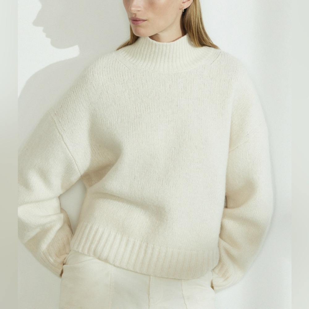 Everlane 100% Cashmere Women’s The Cloud Oversized Turtleneck Bone Size Large L